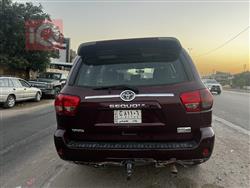 Toyota Sequoia